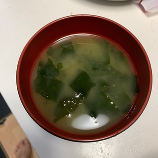 鰹だしの味噌汁